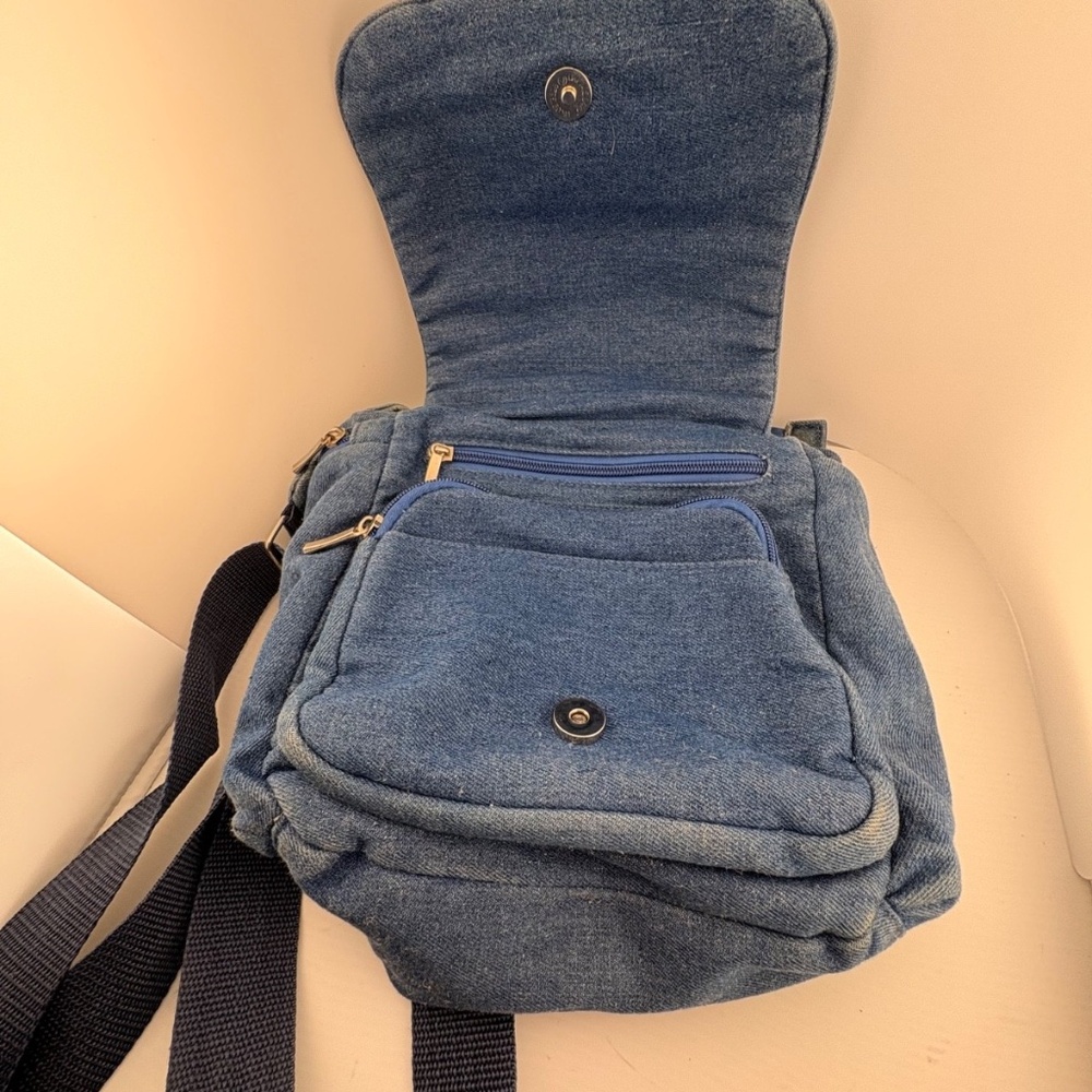 Organizzi Blue Denim Crossbody Bag with Multiple Zipper Pockets - Picture 7 of 12